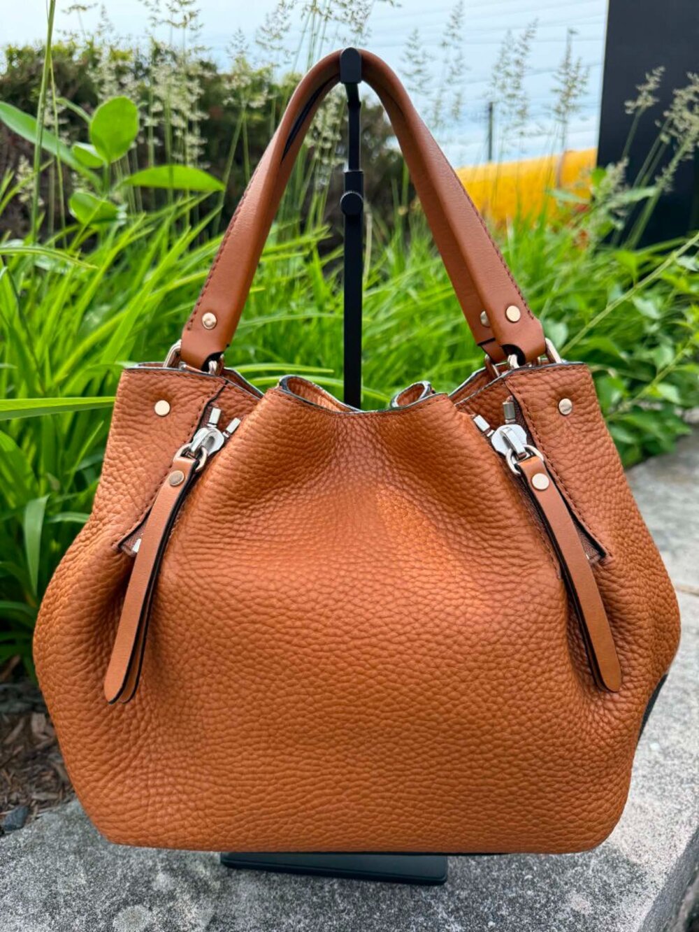 Burberry Maidstone Tote - Picture 2 of 9